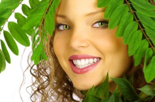 Причины развития и симптомы проявления заболеваний десен и зубов у детей и взрослых