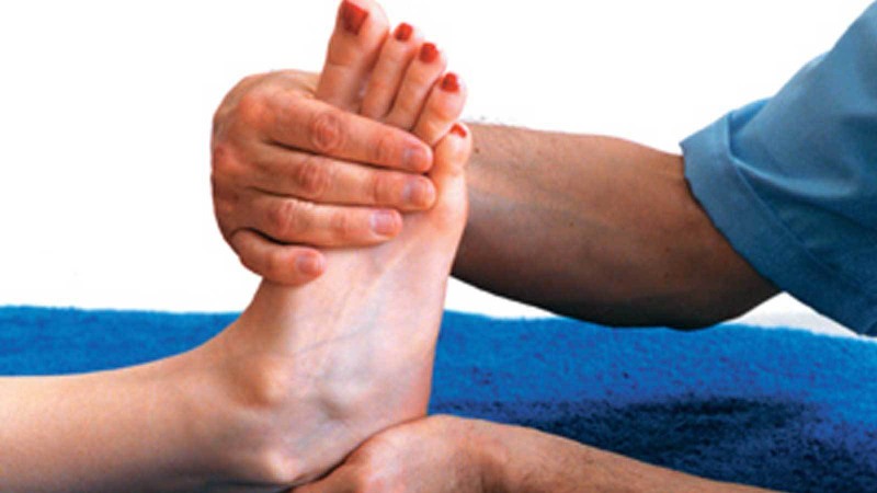 Что делать при вывихе голеностопного сустава