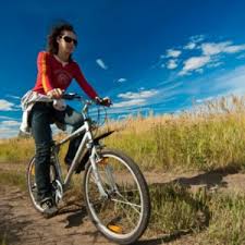 Помогает ли езда на велосипеде похудеть: плюсы и минусы