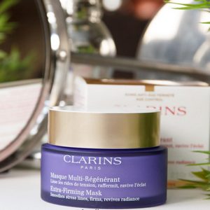 Насколько эффективен крем Clarins от растяжек