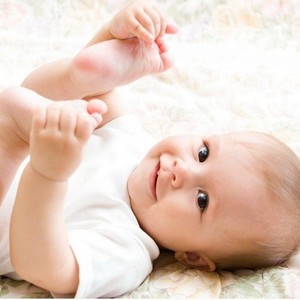 Чем лечить грибок на ногах у ребенка - важные особенности