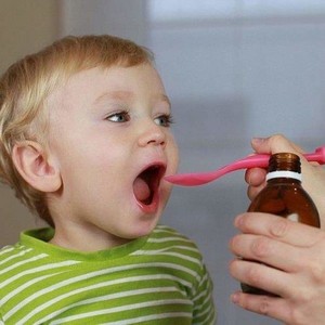 Чем лечить грибок на ногах у ребенка - важные особенности