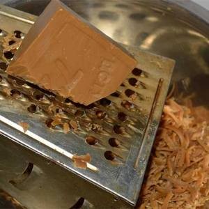 Лечение грибка ногтей на ногах хозяйственным мылом