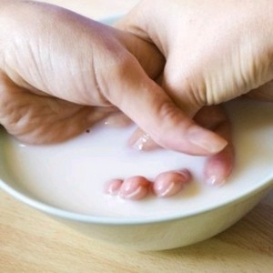 Как лечить грибок ногтей индийским луком