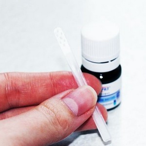 Инструкция по применению лака Лоцерил от грибка ногтей