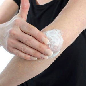 Какие есть мази с пчелиным ядом для суставов