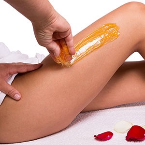 Шугаринг в зоне бикини во время беременности и перед родами