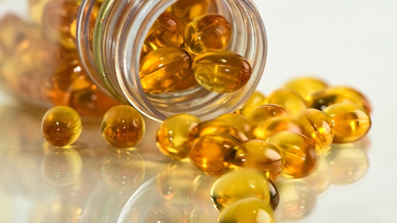 Помогает ли рыбий жир похудеть и как его пить?