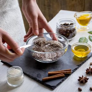 Рецепт скрабов от целлюлита в домашних условиях