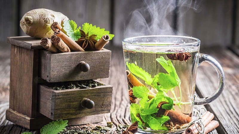 Состав монастырского сбора для похудения и помогает ли он