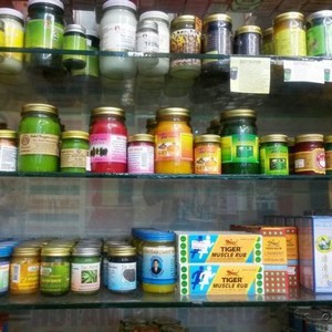 Помогает ли тайская мазь от грибка ногтей