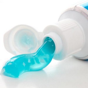 Как применить зубную пасту для лечения грибка ногтей